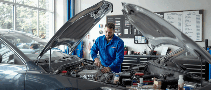 obtenez un devis pour la révision de votre voiture économique à un prix équitable. profitez de nos services de qualité et d'une transparence totale sur les coûts. prenez soin de votre véhicule sans vous ruiner !